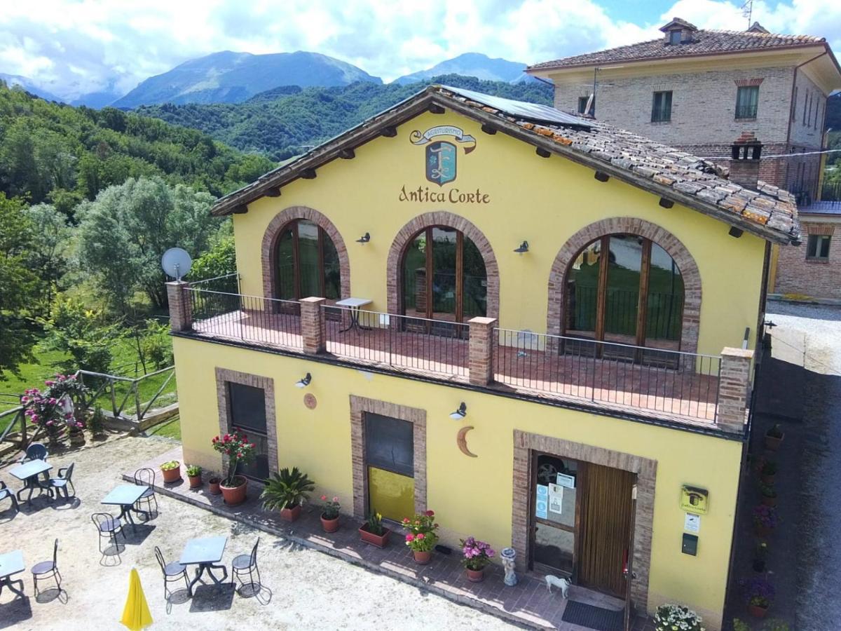 Agriturismo Antica Corte Montatteglia Экстерьер фото