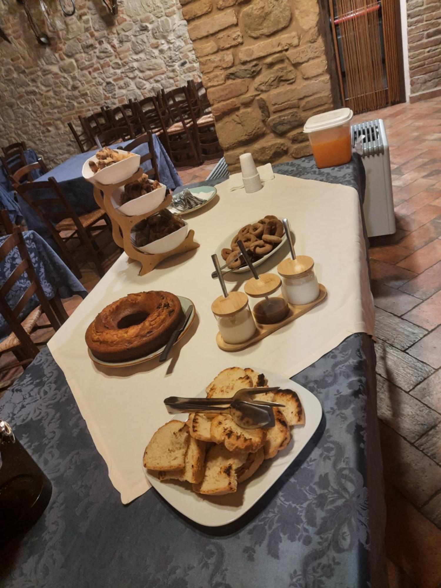 Agriturismo Antica Corte Montatteglia Экстерьер фото